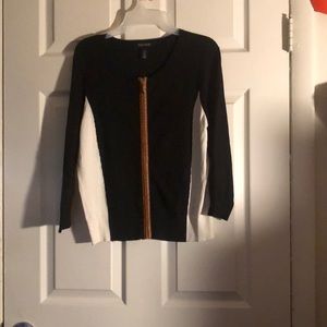 Black and White Cardigan with zipper